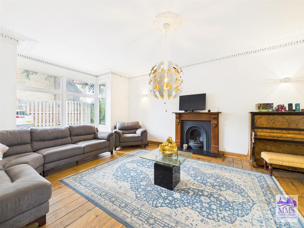 Property photo 2 of 45 Cam04098G0-Pr0093-Still005.Jpg