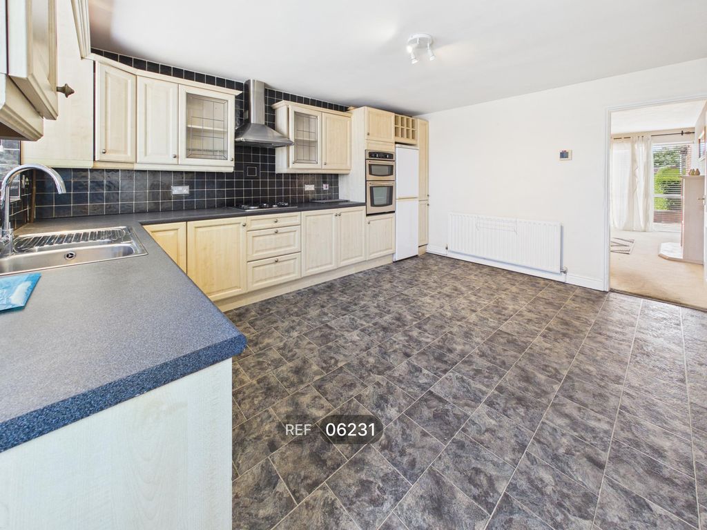 Property photo 2 of 13 Kitchen