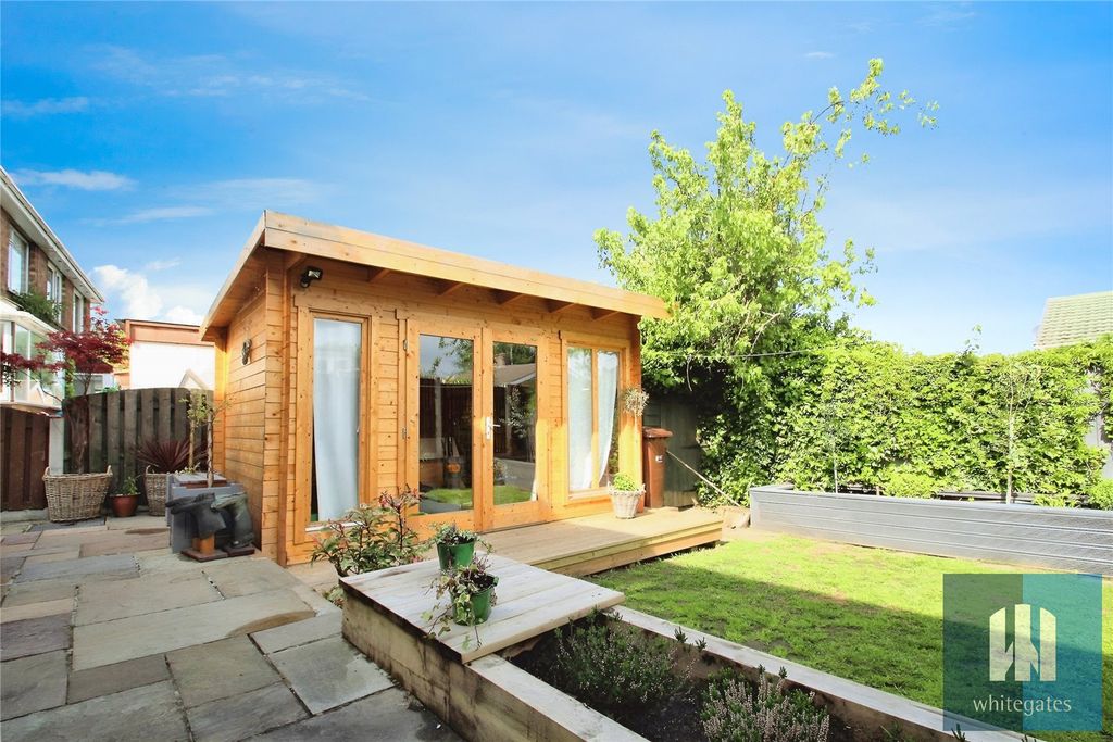 Property photo 2 of 9 Picture No. 20