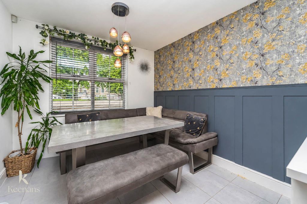 Property photo 3 of 41 3.Jpg