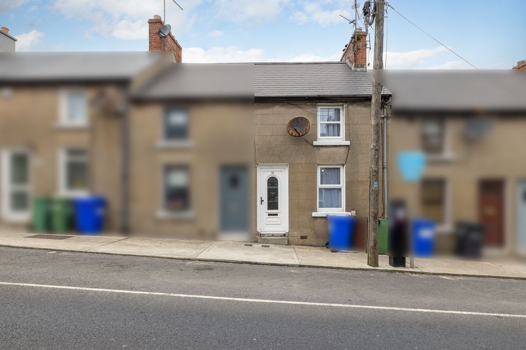 Property photo 1 of 23