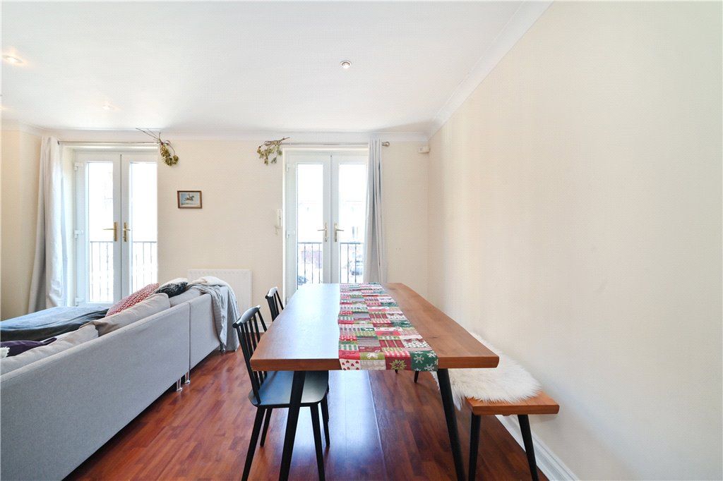 Property photo 2 of 15 Picture No. 10