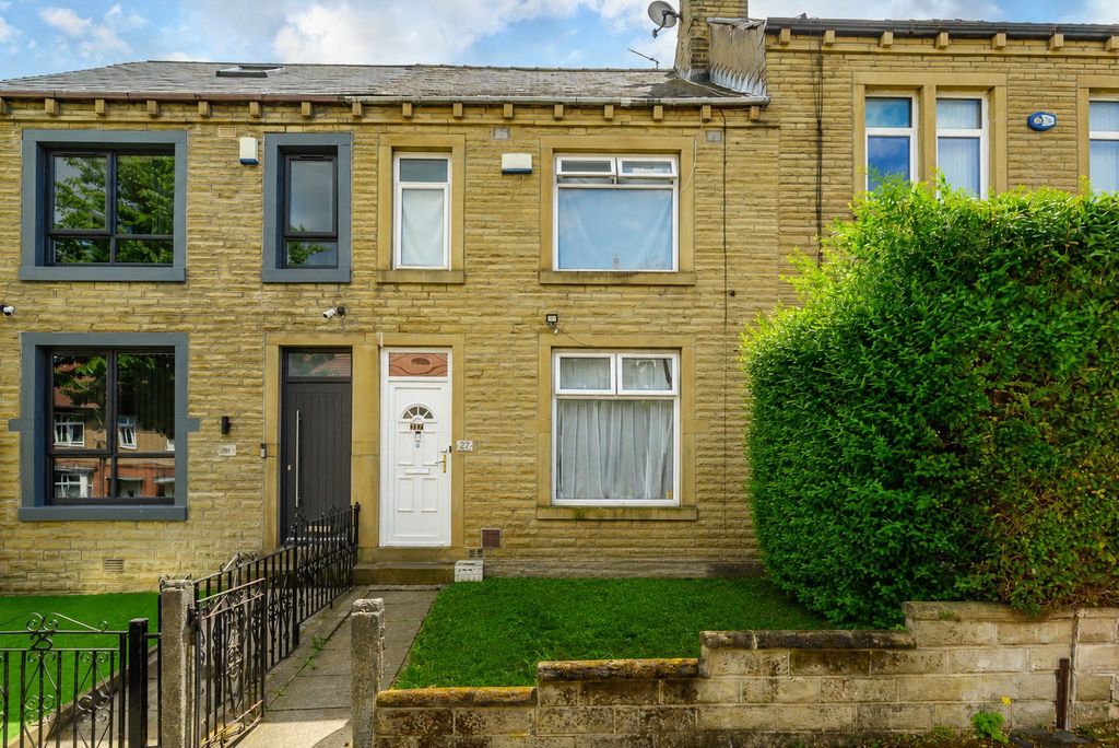 Property photo 1 of 21 Front