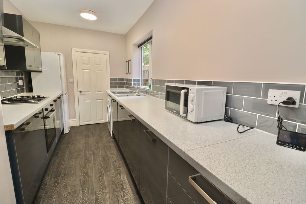 Property photo 2 of 13 Img_0087