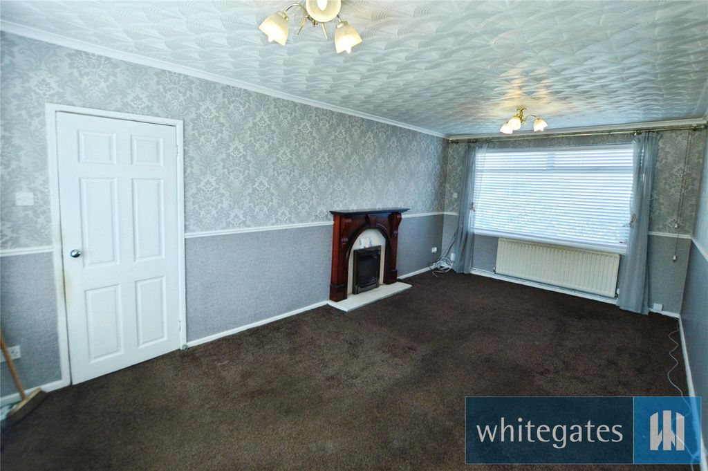 Property photo 2 of 18 Picture No. 11