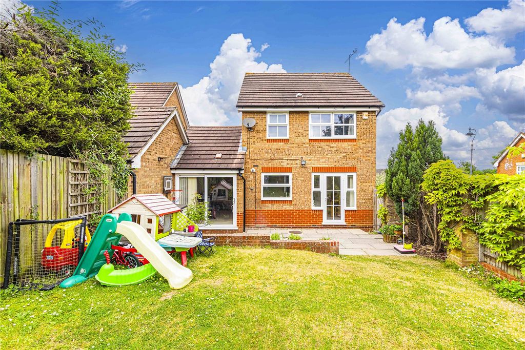 Property photo 3 of 22 Picture No. 27