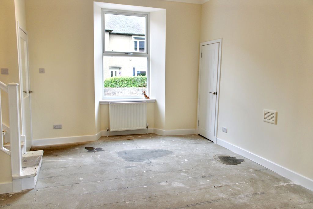 Property photo 2 of 16 Photo 8