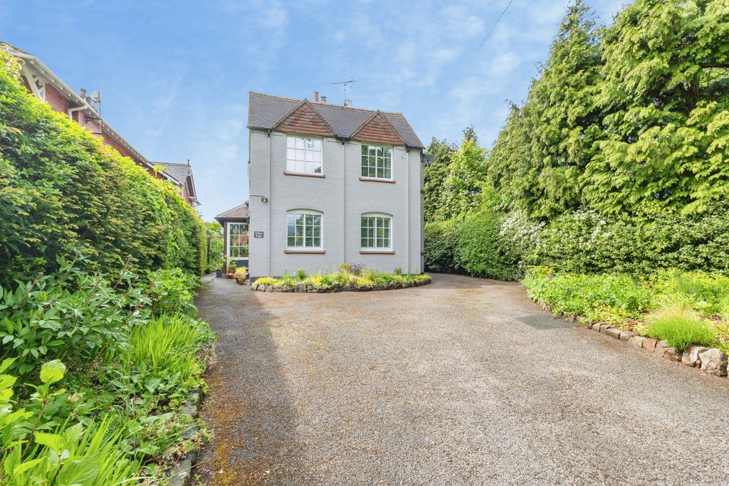 Property photo 1 of 31 Oultonroad1_