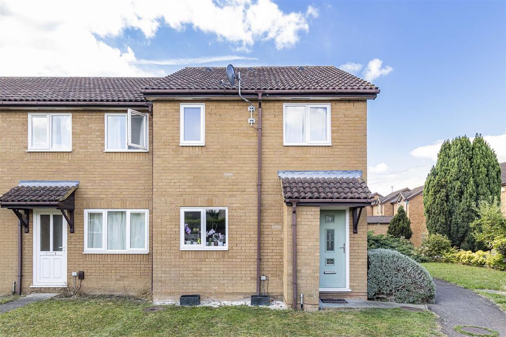 Property photo 1 of 11 12_60999.Jpg