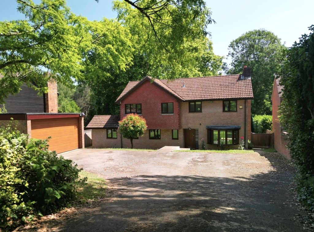 Property photo 1 of 26