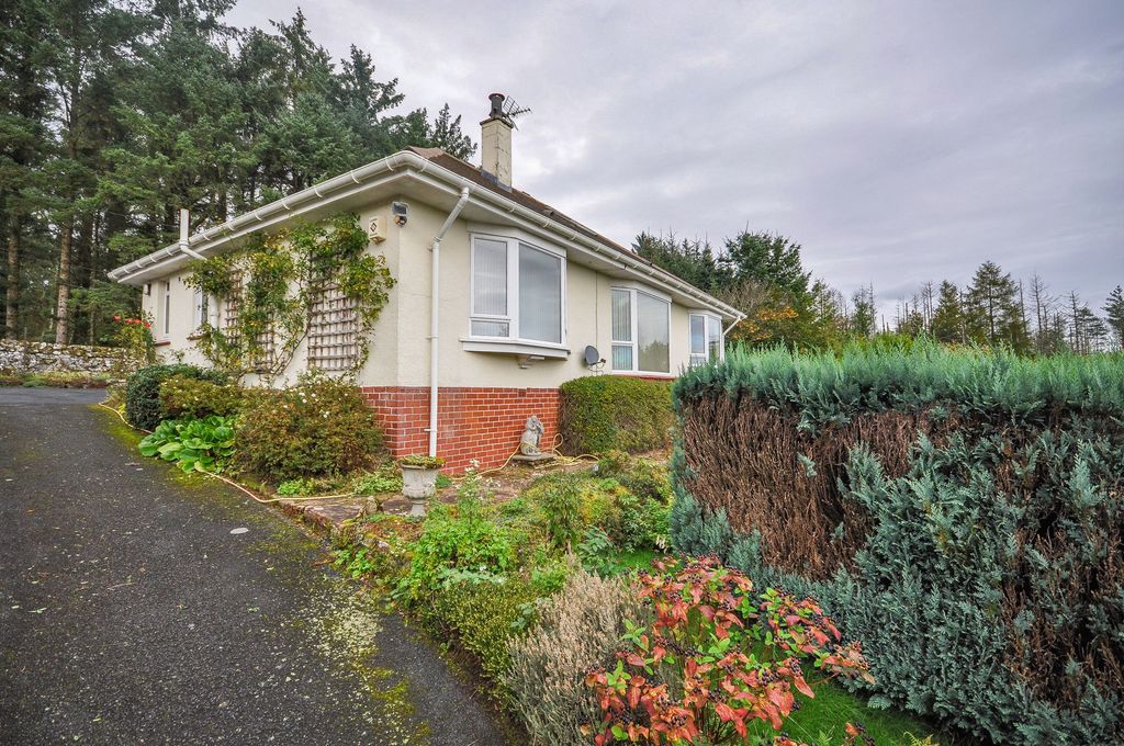 Property photo 1 of 48