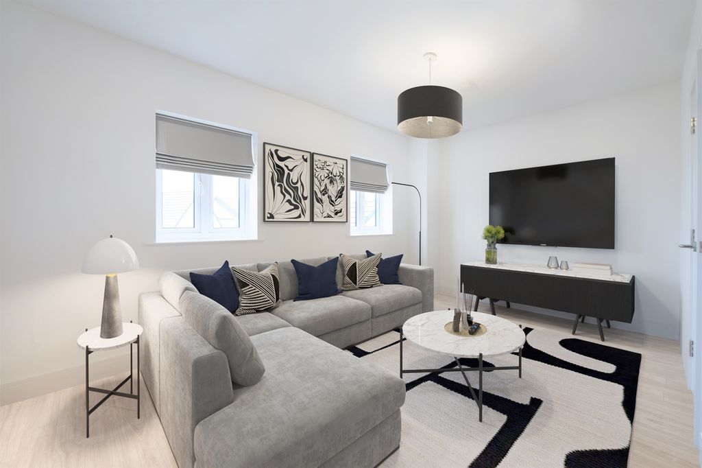 Property photo 3 of 12