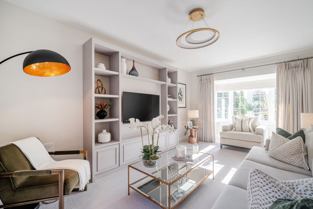 Property photo 2 of 15