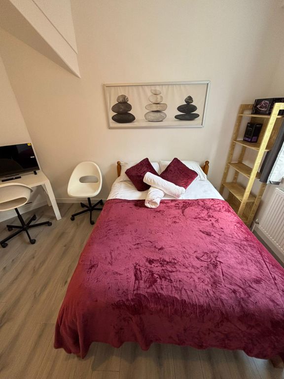 Property photo 3 of 20 Photo 4