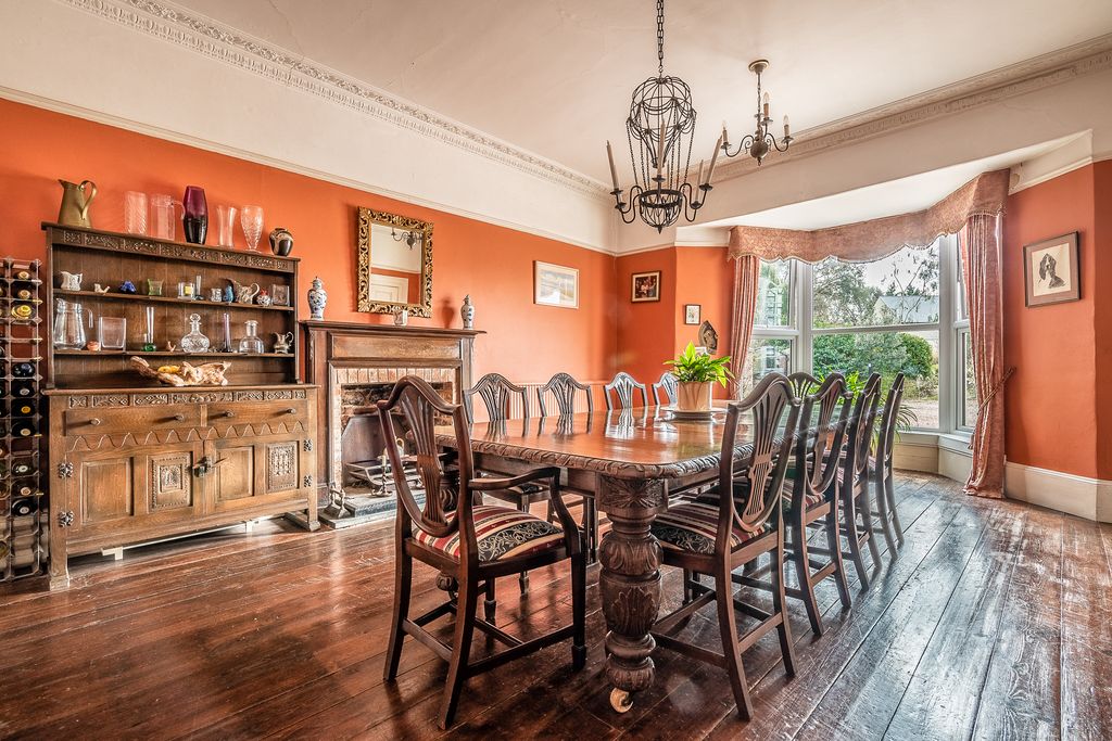 Property photo 3 of 32 Dining Room