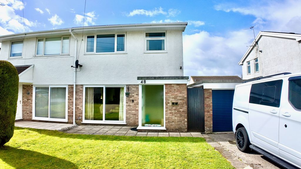 Property photo 1 of 29