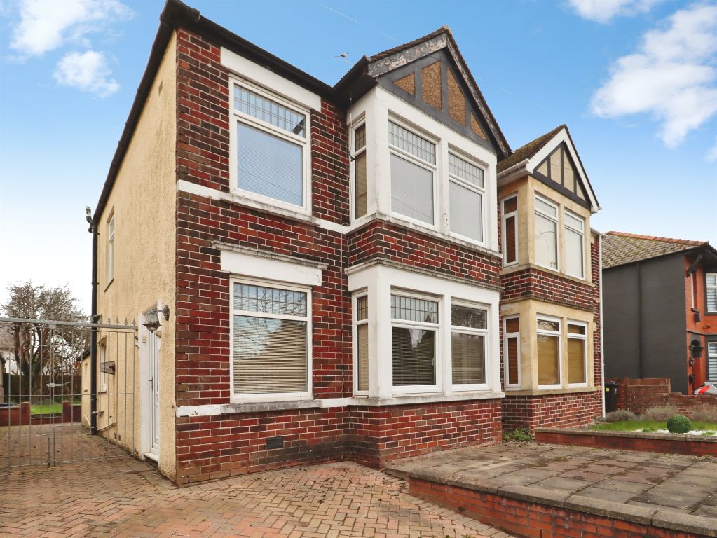 Property photo 1 of 18