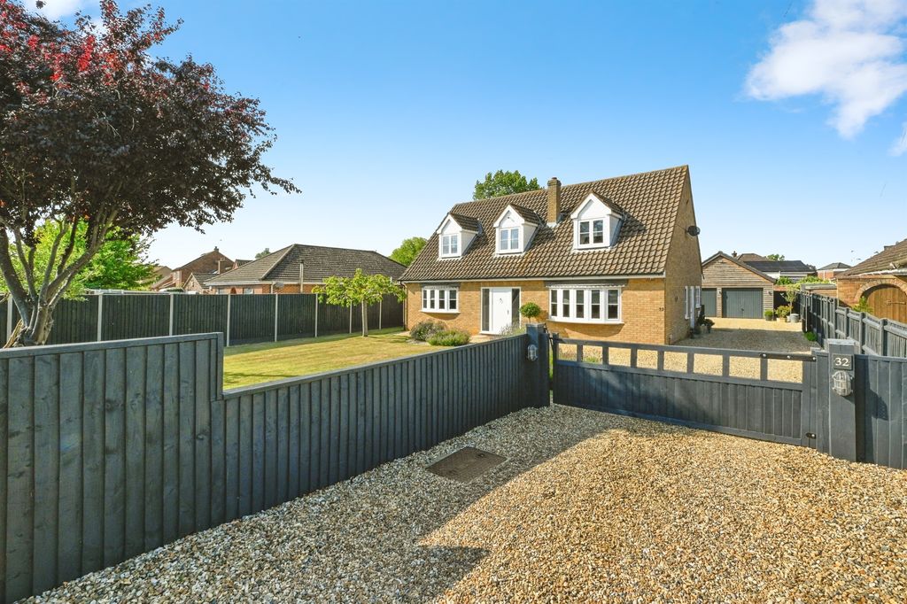 Property photo 1 of 21