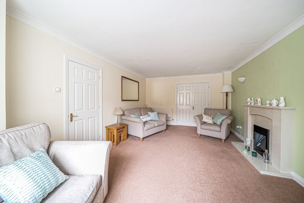 Property photo 3 of 13 Picture No. 14