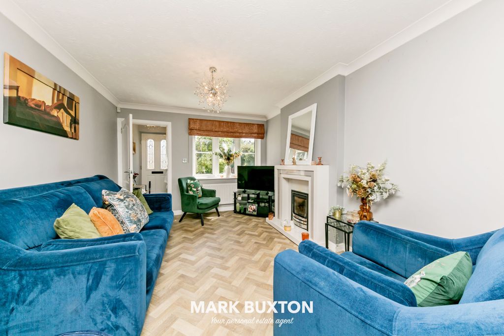 Property photo 3 of 38