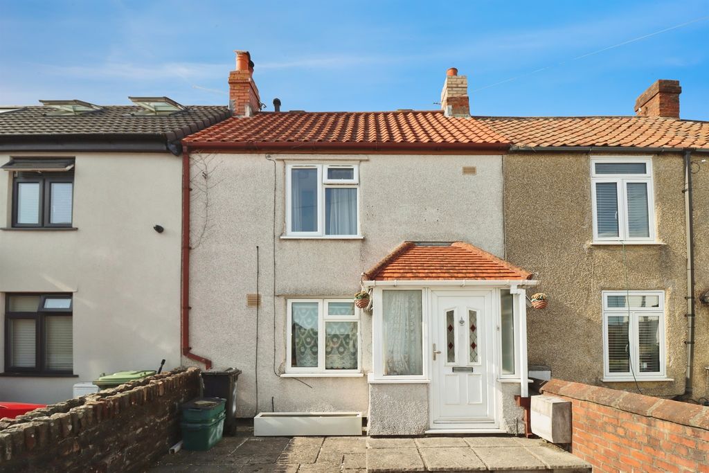 Property photo 1 of 17