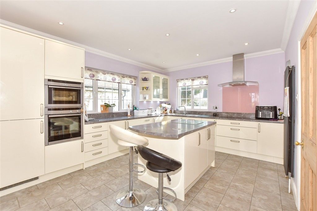 Property photo 1 of 15 Kitchen