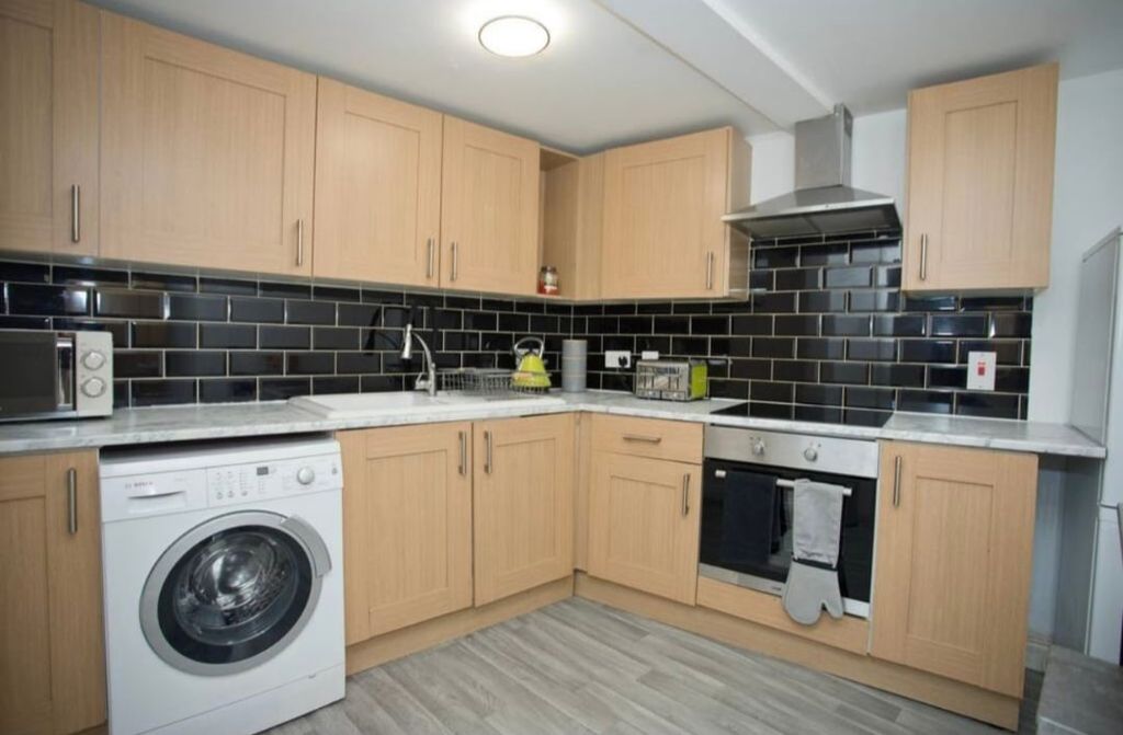 Property photo 2 of 5