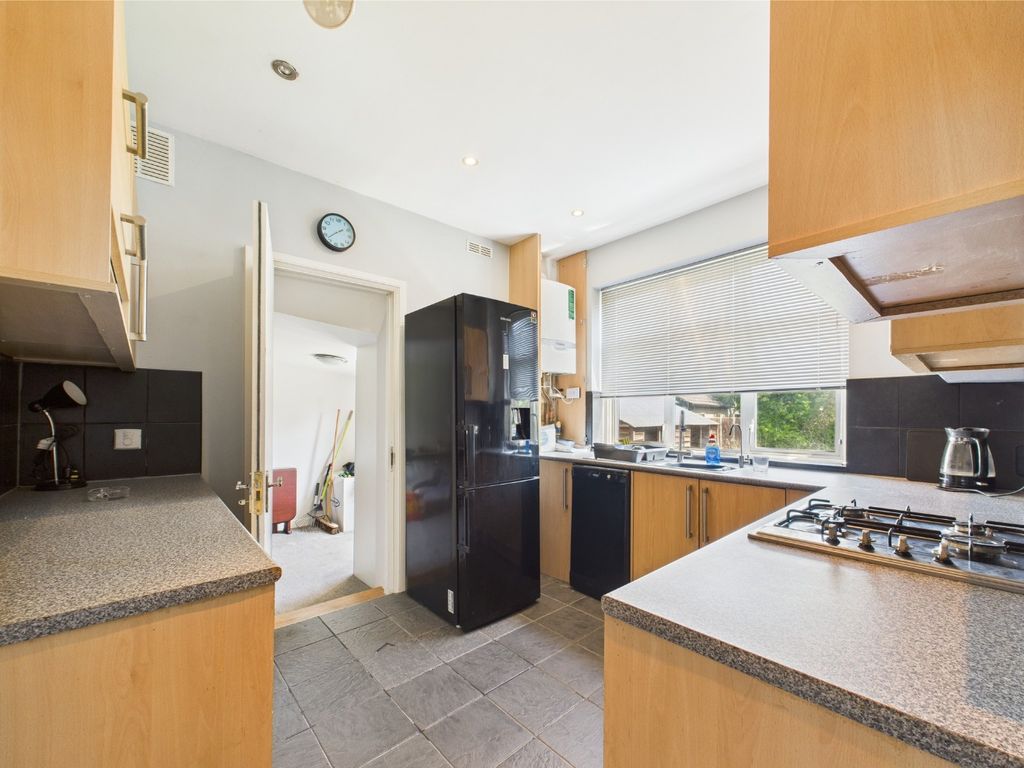 Property photo 2 of 12 4160824