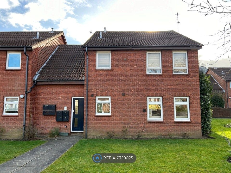 Property photo 2 of 9 Front Of Flat