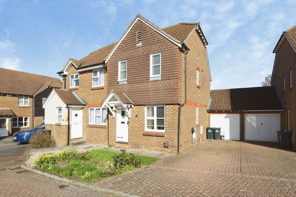 Property photo 1 of 19