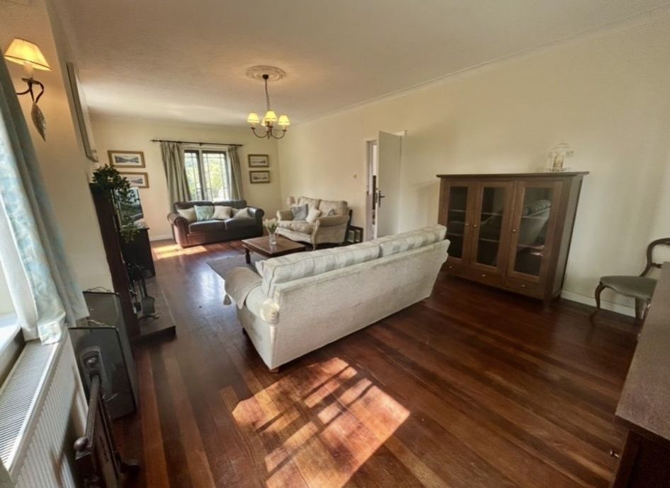 Property photo 3 of 33 78B5453B-77c4-45F4-87A3-23Aa9Fb36c66