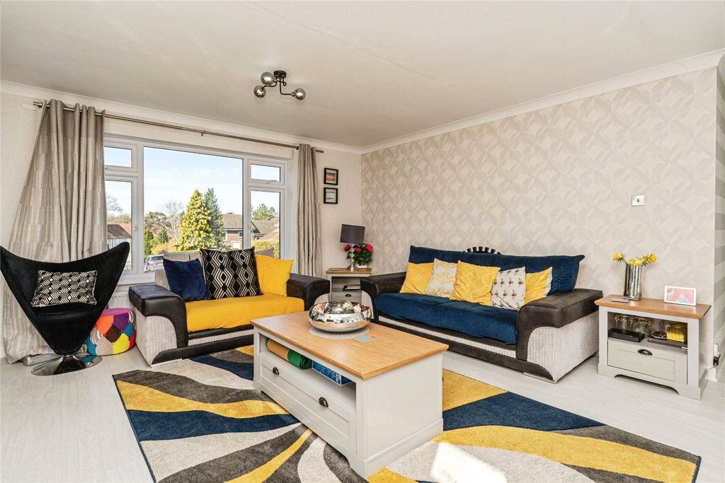 Property photo 3 of 17 Picture No. 27