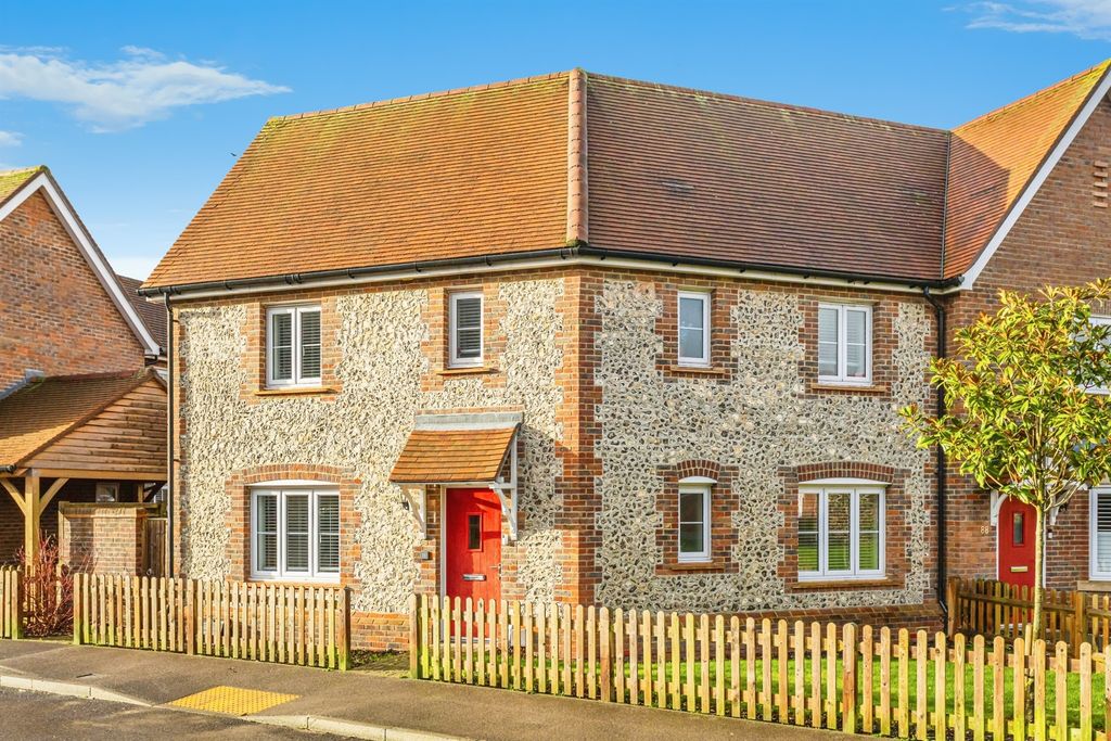 Property photo 1 of 23