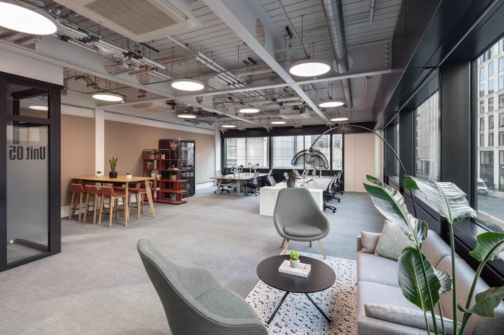 Property photo 2 of 7 Photo 2