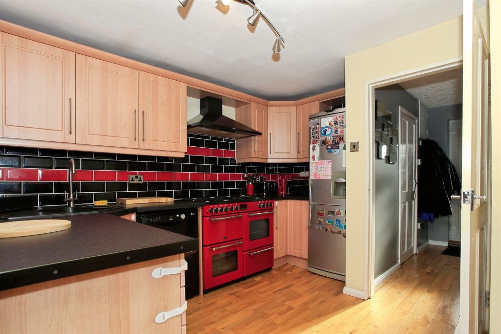 Property photo 3 of 16