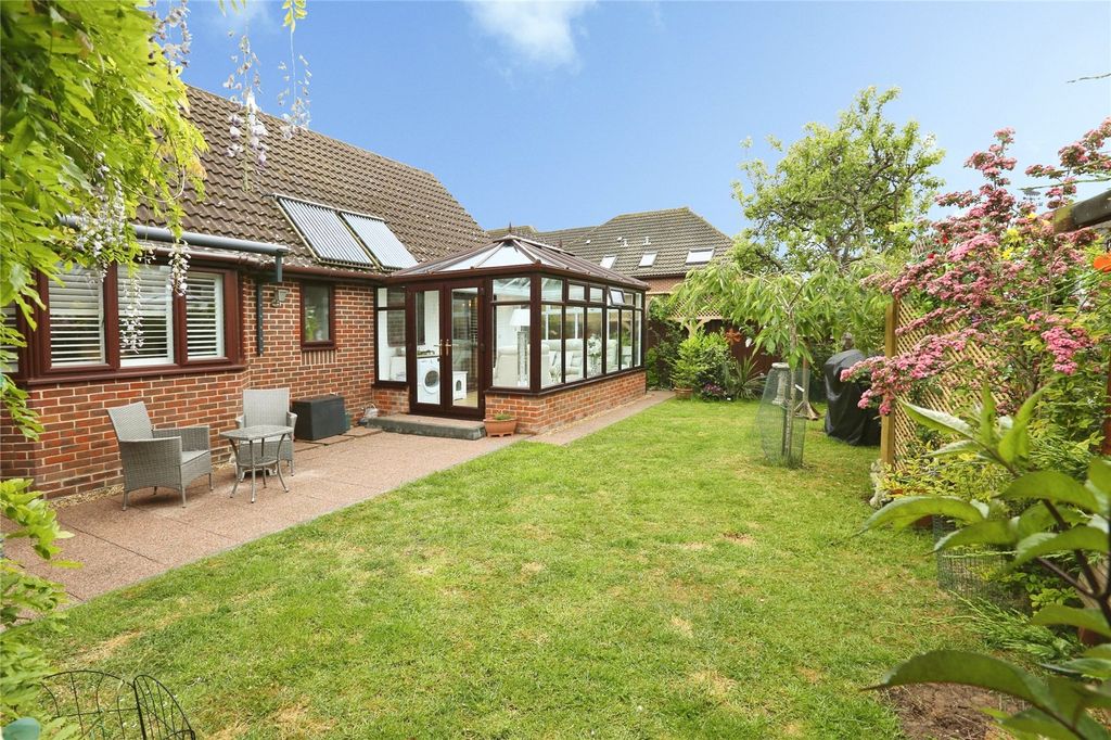 Property photo 1 of 29 Garden