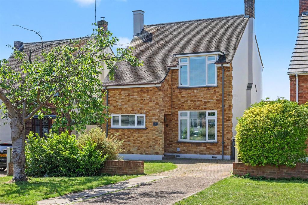 Property photo 1 of 17