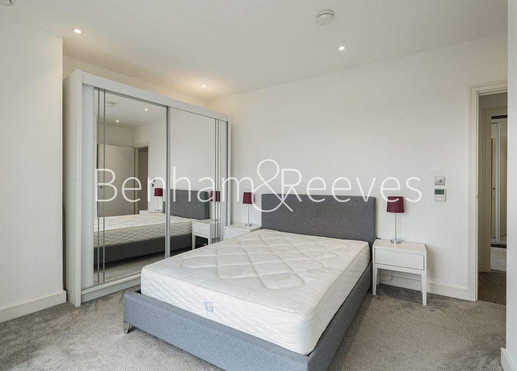 Property photo 3 of 18