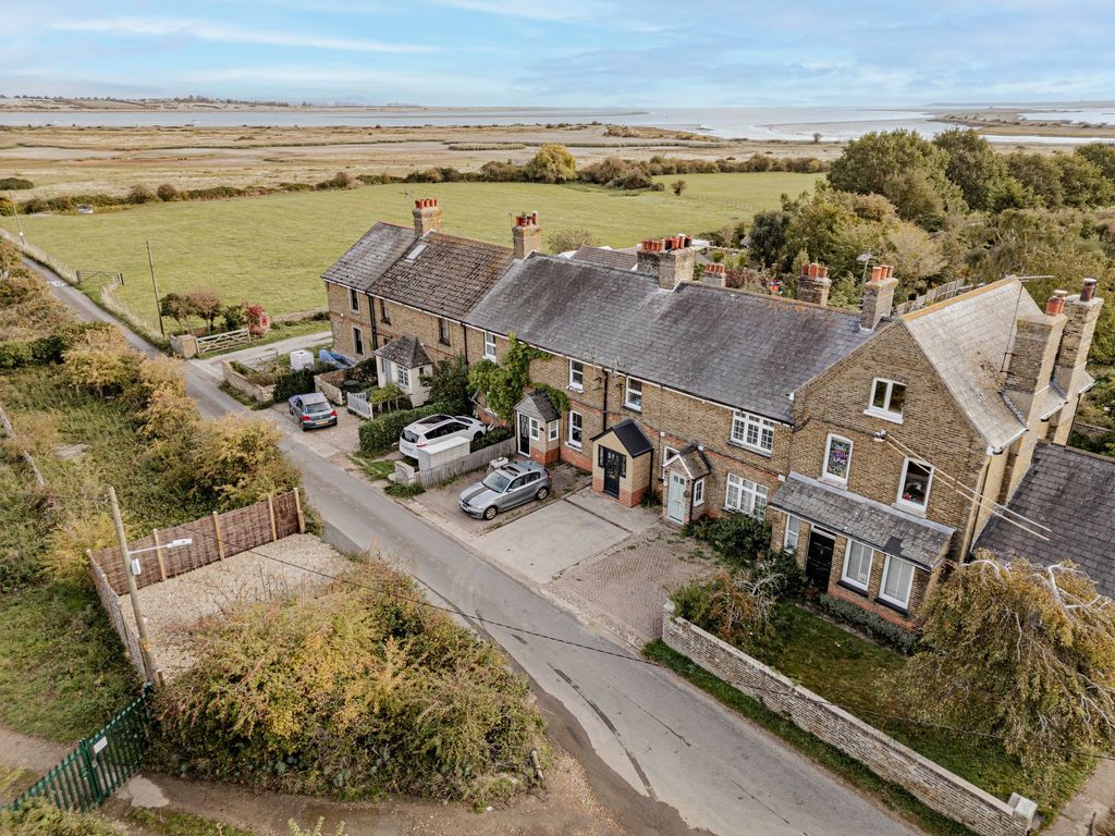 Property photo 1 of 36 Location (6)