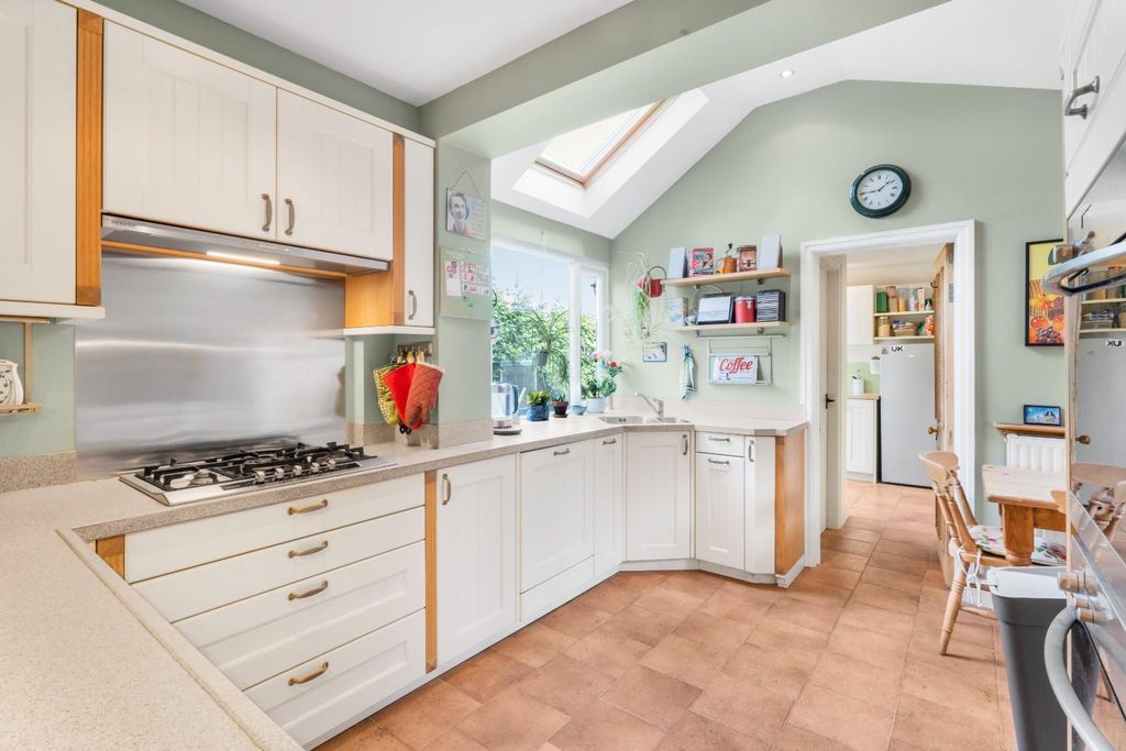 Property photo 3 of 22 3.Jpg