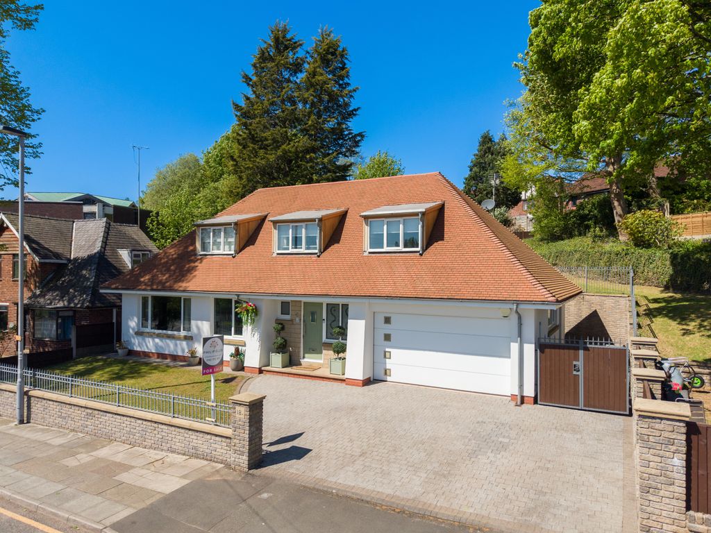 Property photo 1 of 43 18A Park Lane, Whitefield