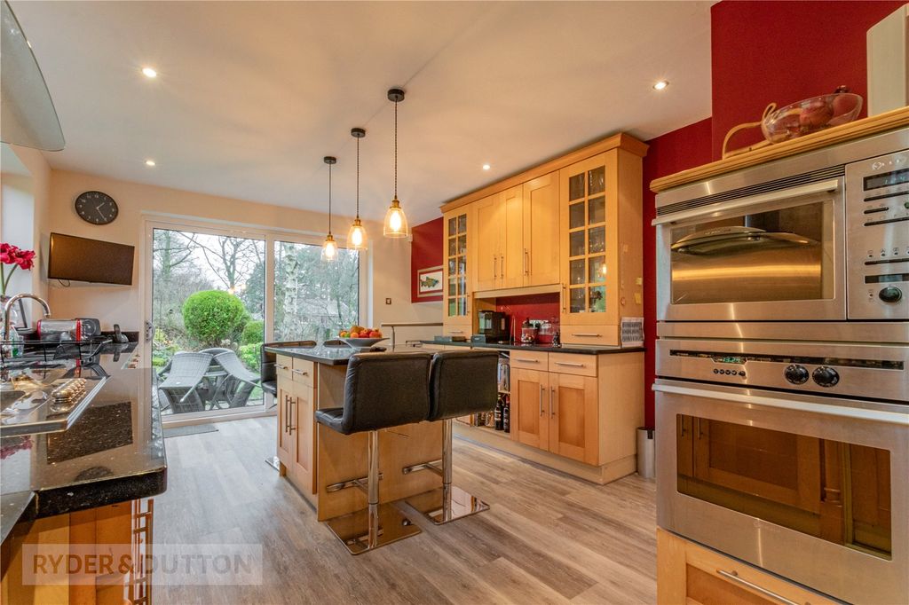 Property photo 3 of 38 Kitchen Diner