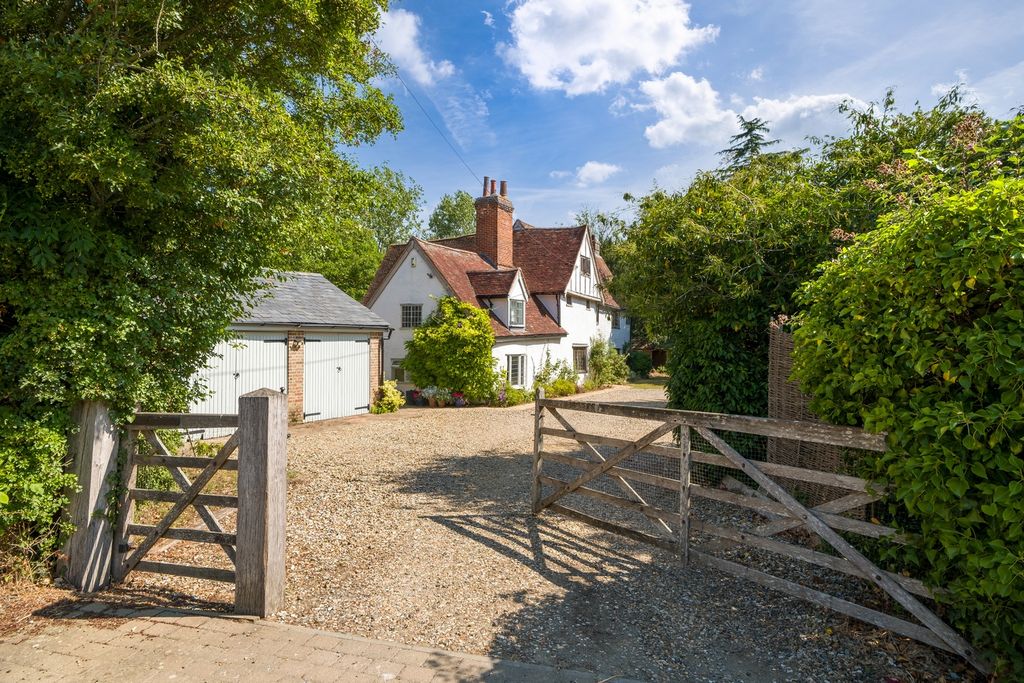 Property photo 2 of 34 1440_Hollybush Farmhouse - 1