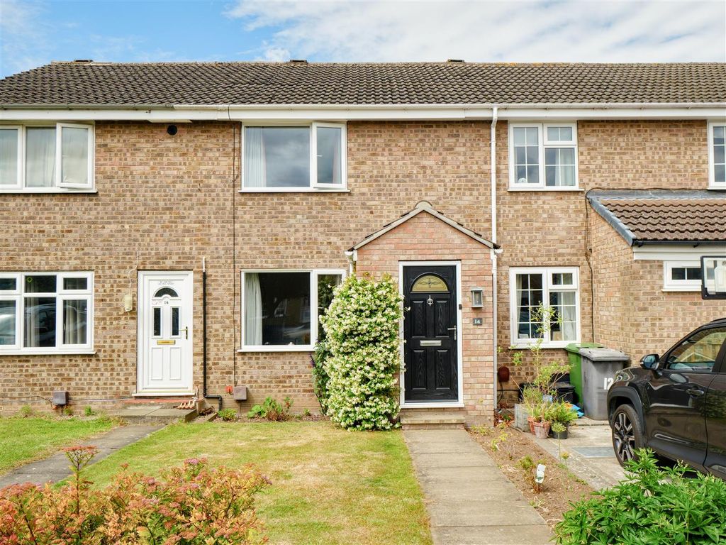 Property photo 1 of 17 External