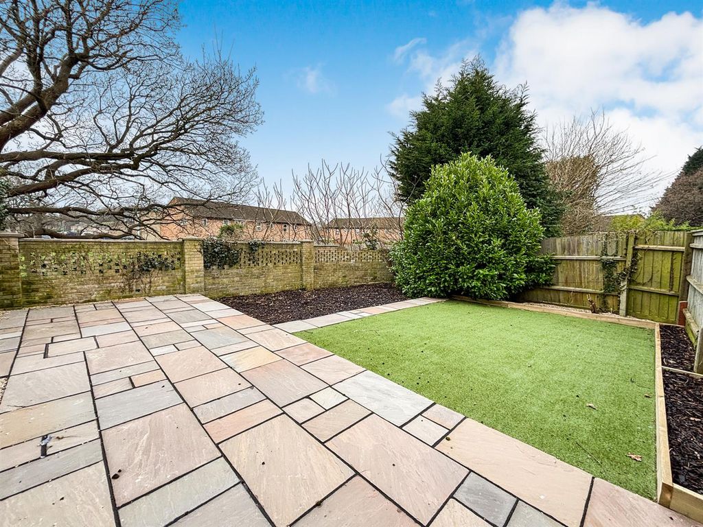 Property photo 2 of 12 Img_9098.Jpg