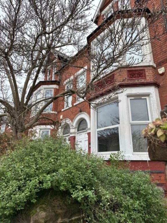 Property photo 2 of 11