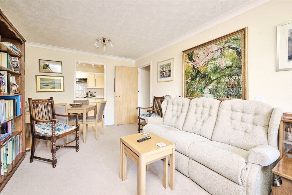 Property photo 3 of 10 Living Room