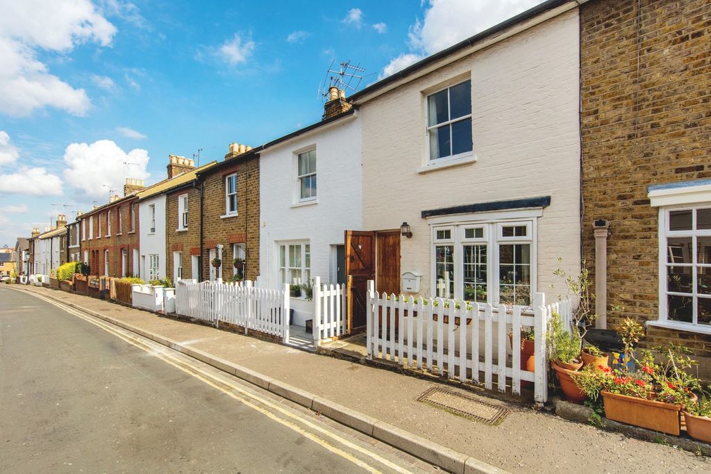 Property photo 1 of 11 4477620