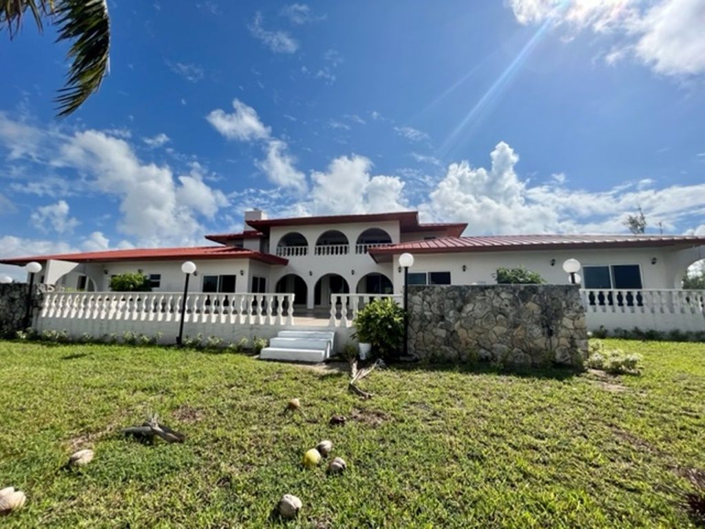 Property photo 1 of 9