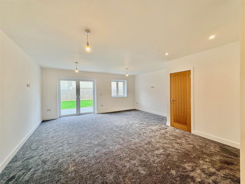 Property photo 3 of 22 Img_6053.Jpeg